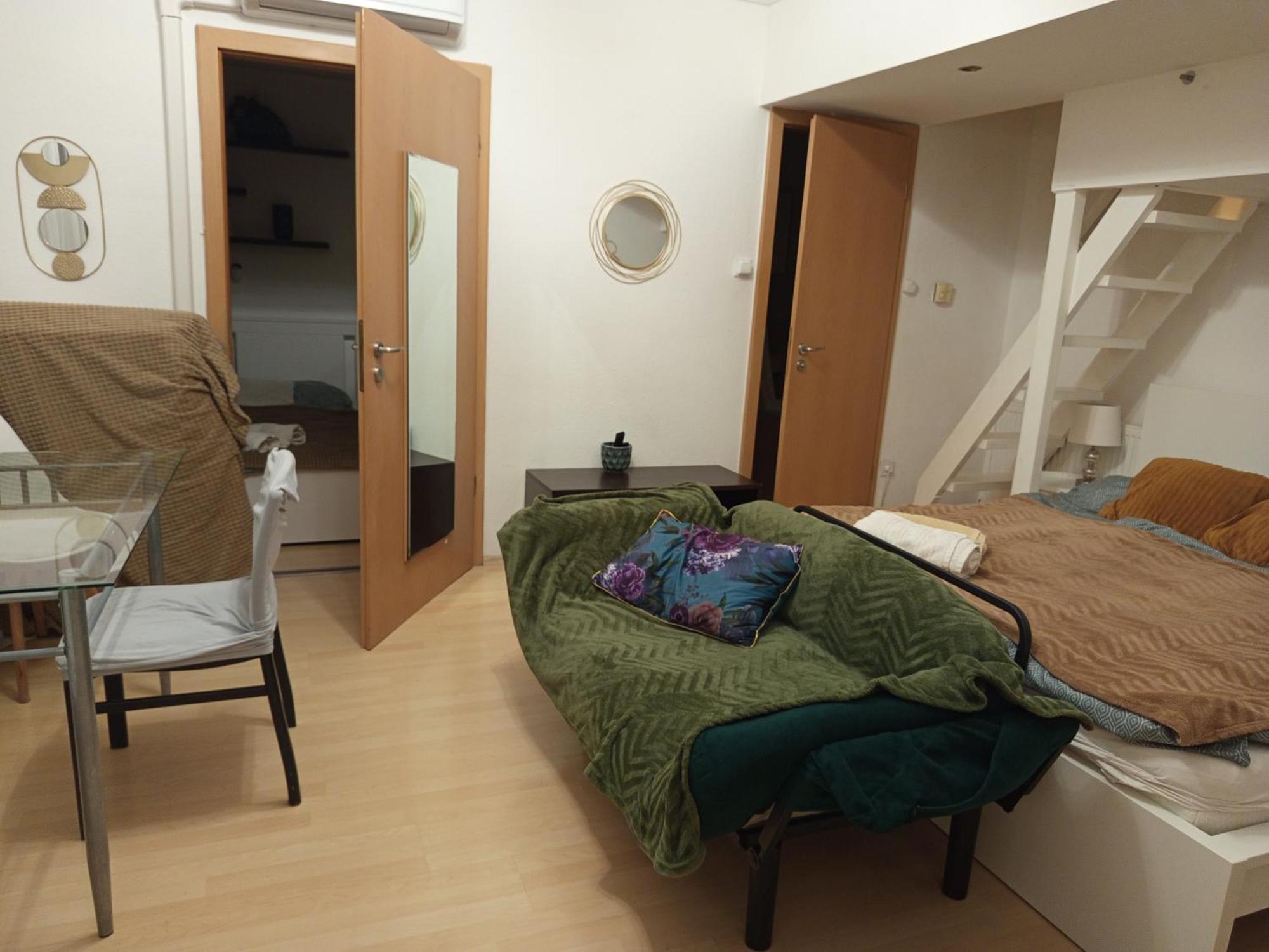 Trendy 2 Room Flat, Next To Corvin Mall Free Huge Garage! Ac,Dishwasher,Washmachine, Smart Tv Budapest Exterior foto